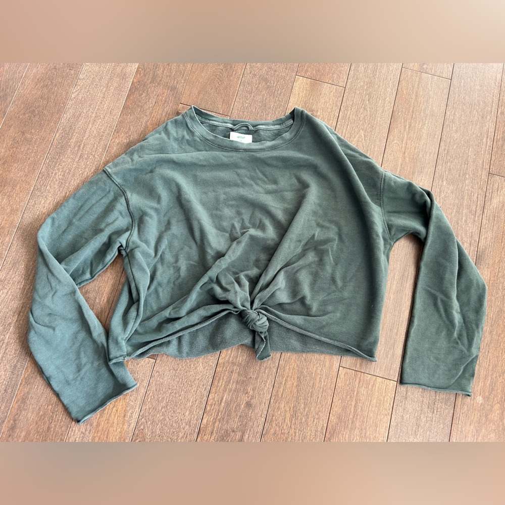 Aerie Green Knot-Front Long Sleeve Top size large